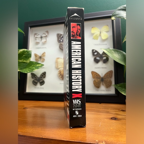 American History X Vintage VHS - Picture 3 of 7